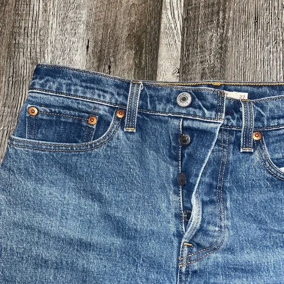 Levi’s Ripped Cuff Jeans - Picture 2 of 5